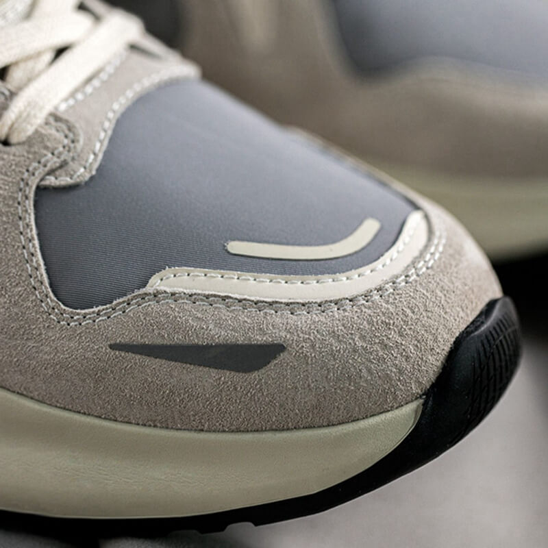 lightweight running shoes