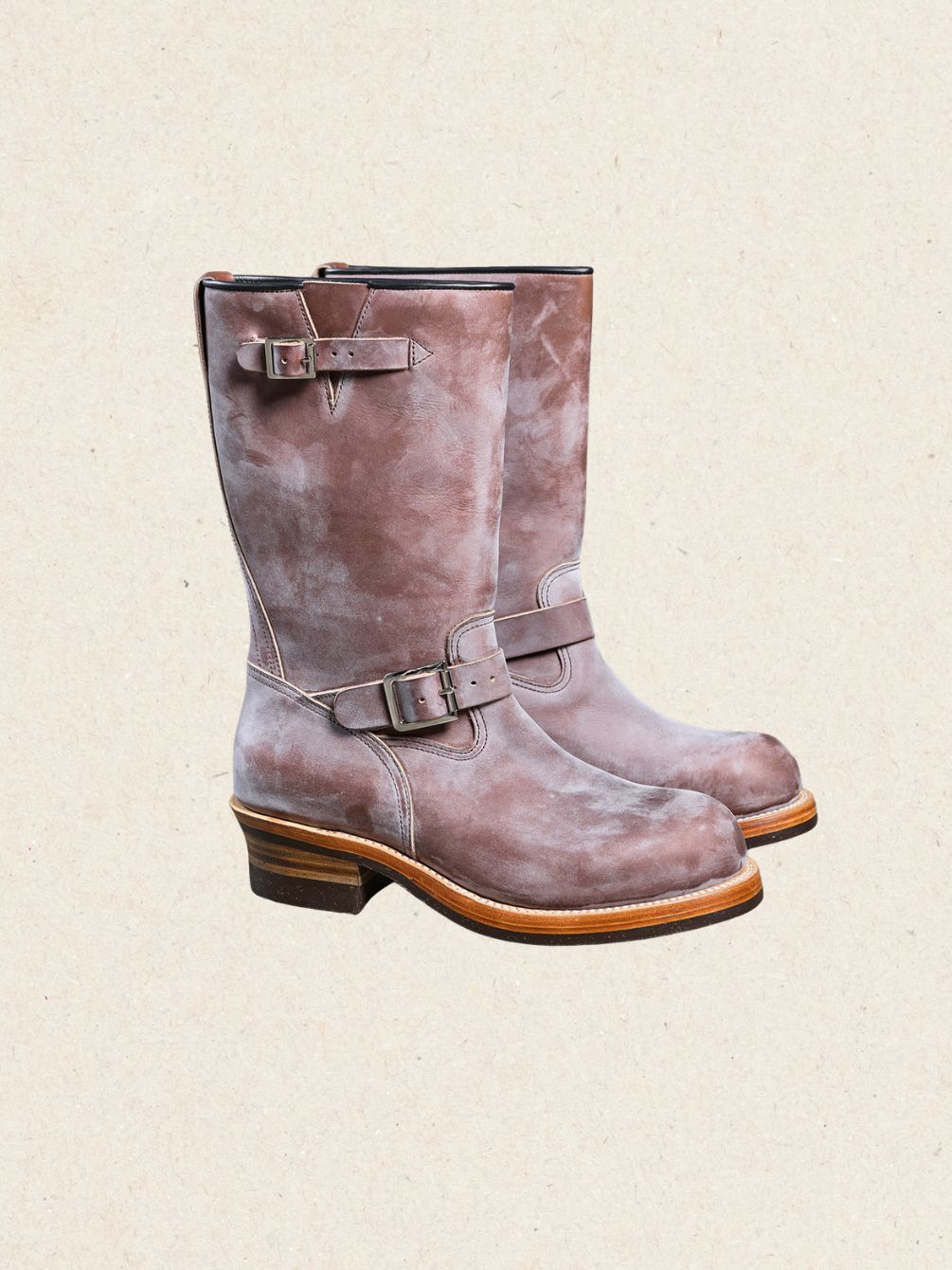 Botas de ingeniero de piel de becerro encerada  by Hector Maden, full product view