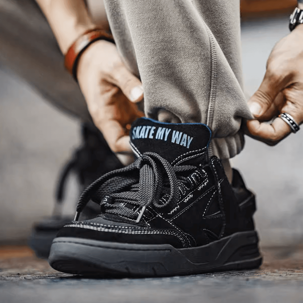 Black skate sneakers