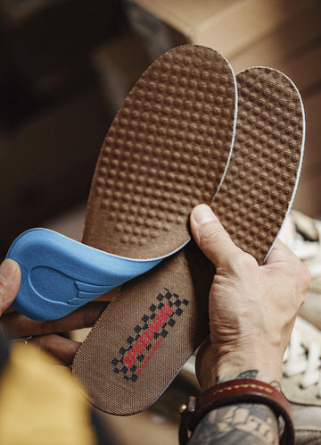 massage cushion insole inside retro running shoes