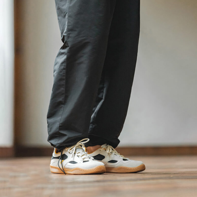 Step Back in Time with Notos 80s Mesh Retro Skate Sneakers for Men
