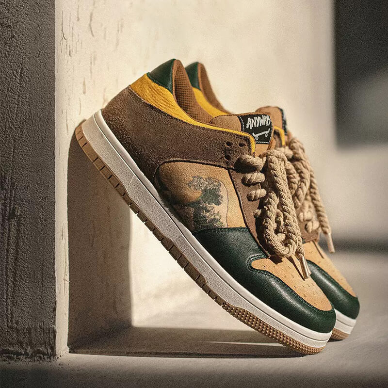 Ukiyos Japanese Printing Suede Sneakers