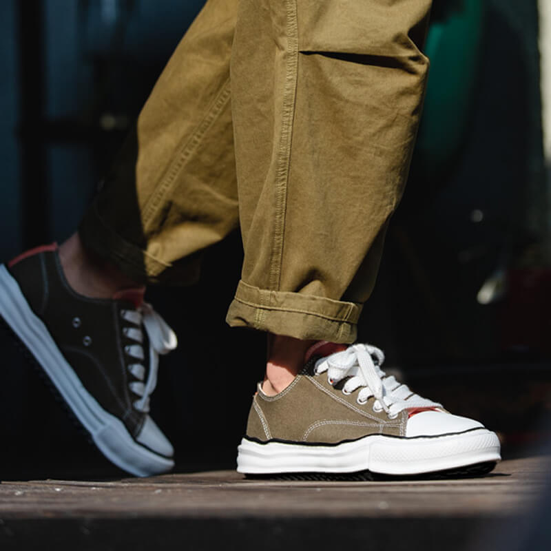 Low Top Canvas Sneakers