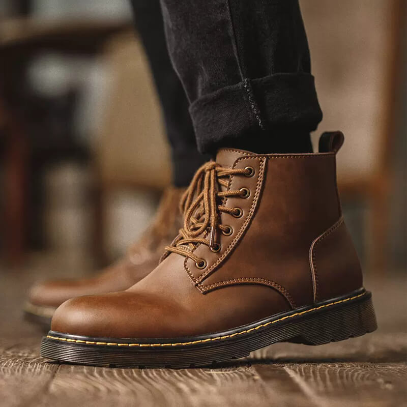 Vintagae Brown Leather Lace-up Boots Wingtip Rebels 41 EU=251-255mm feet length Vintagae Brown Leather Lace-up Boots Wingtip Rebels 41 EU=251-255mm feet length